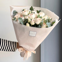 Florette_Flower_Posy_Bouquet_Spray_Rose_Whisper_Of_Cream