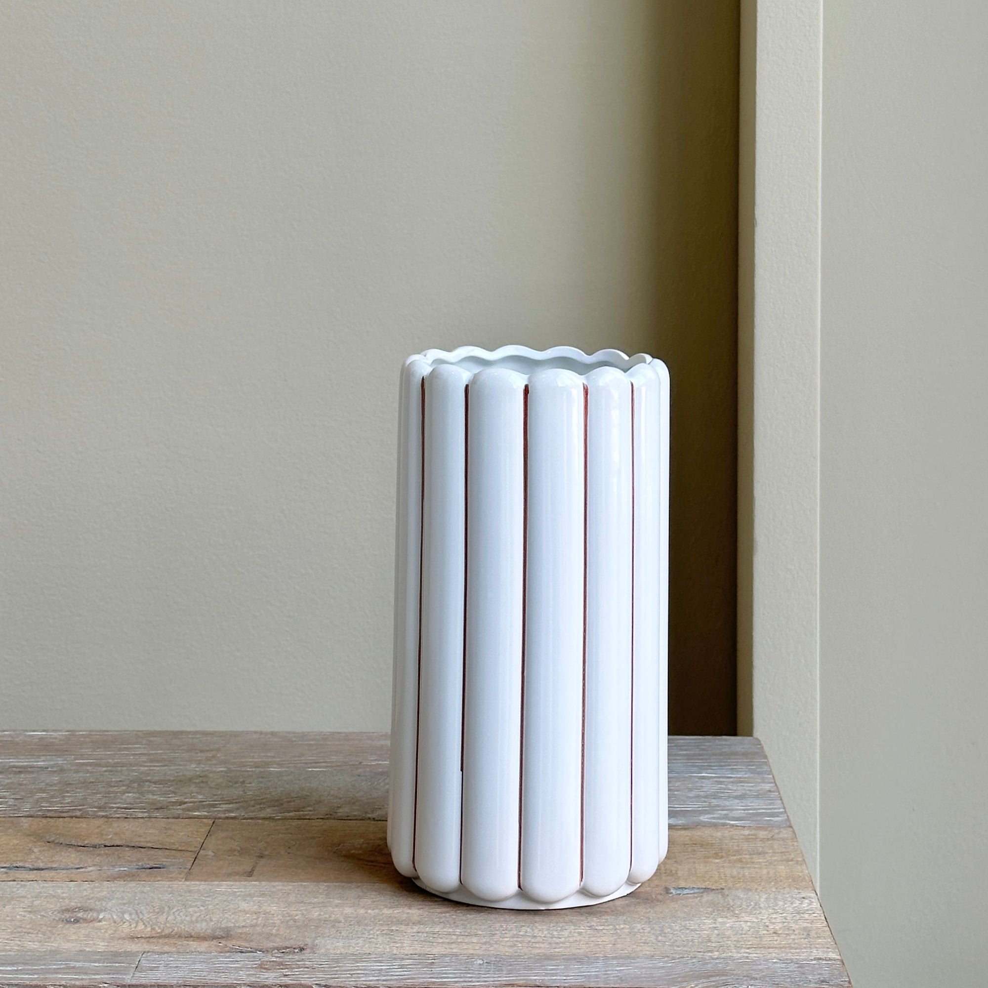 Flower Vase (white with sandy stripe lines)