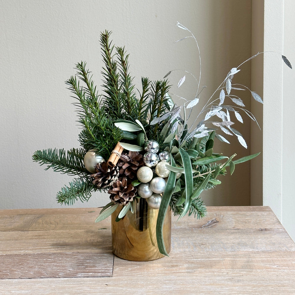 Sapporo - Mini Festive Winter Pot