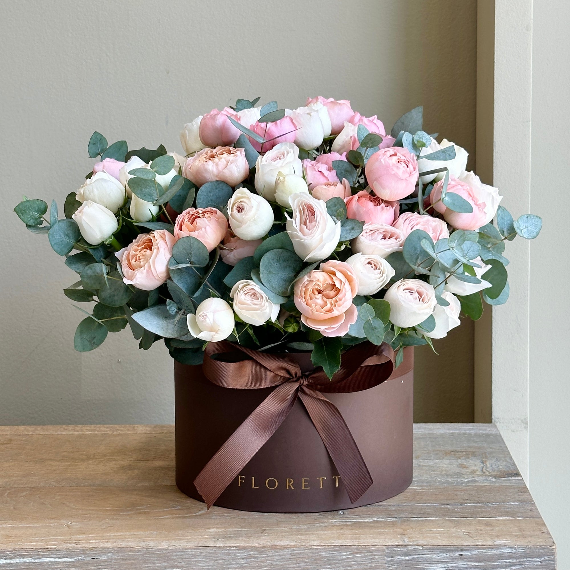 Sydney - Box Arrangement