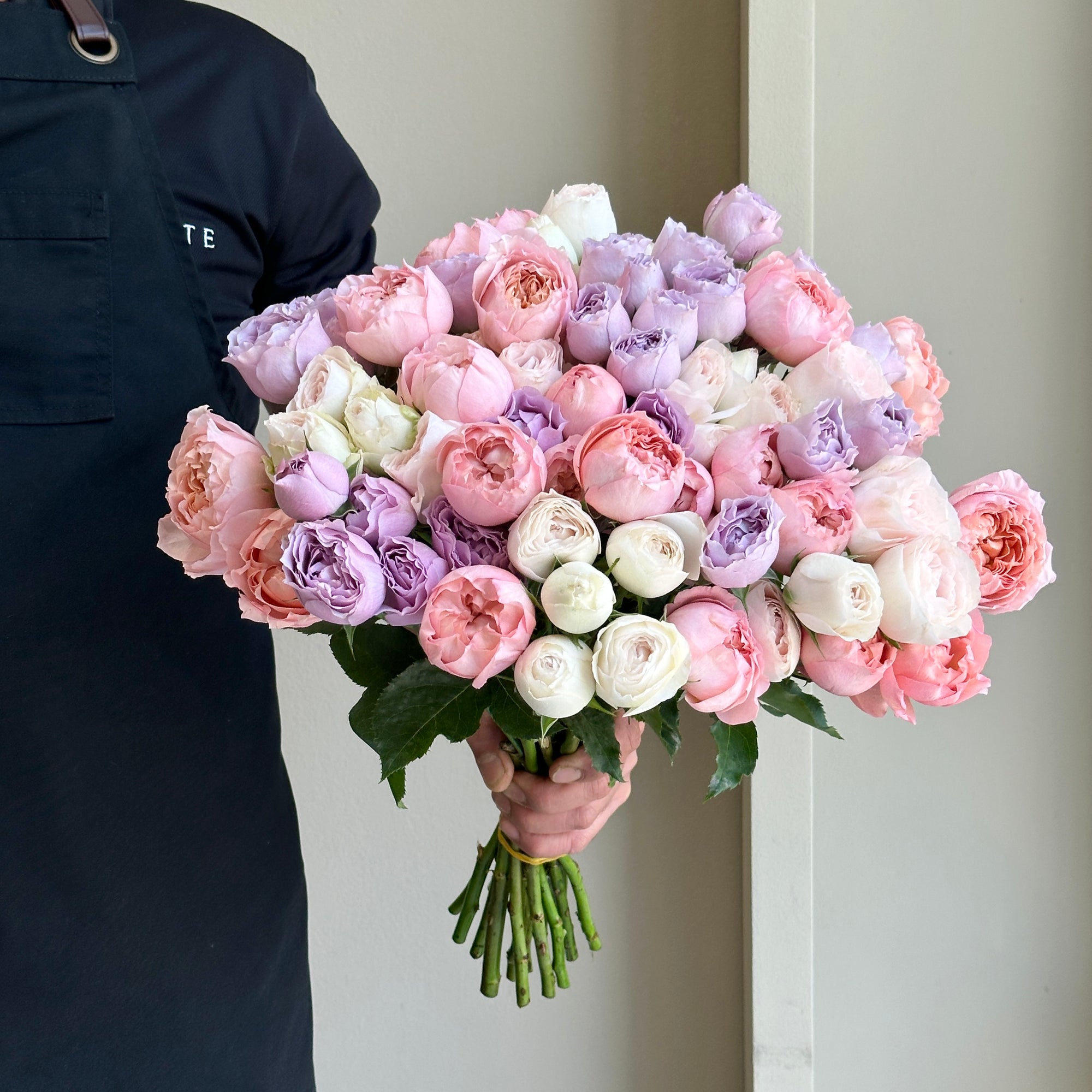 Spray Roses - Dusty Blush