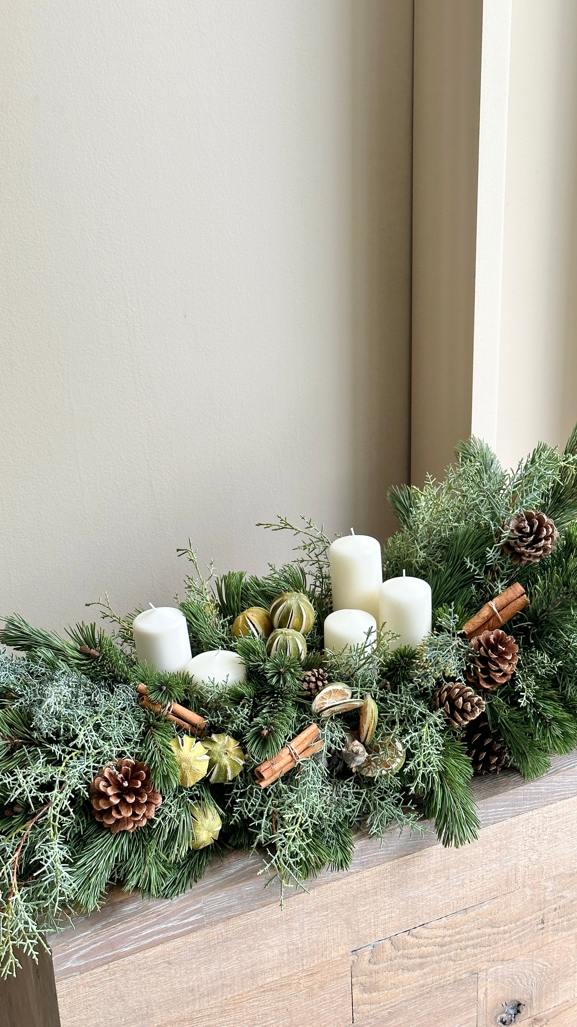 Moscow - Candle Festive Centerpiece