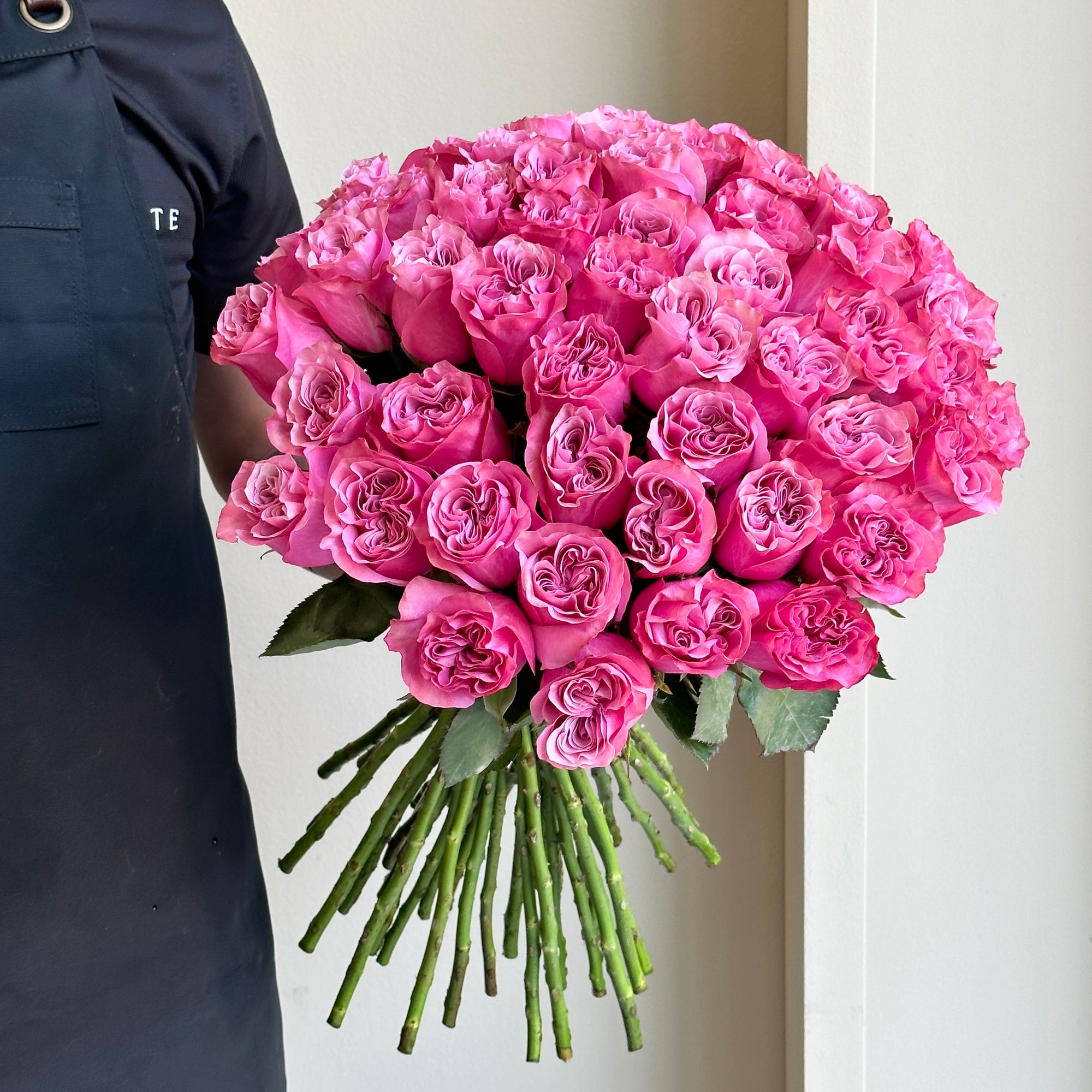 Roses - Country Blues Purple (50 stems)