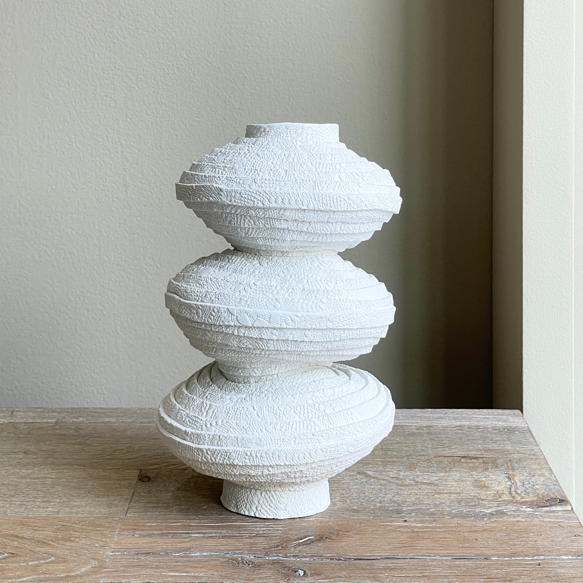3 Tier Lace Coil Vase (Large)