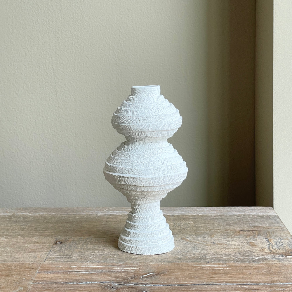 Flute Lace Coil Vase (Small)