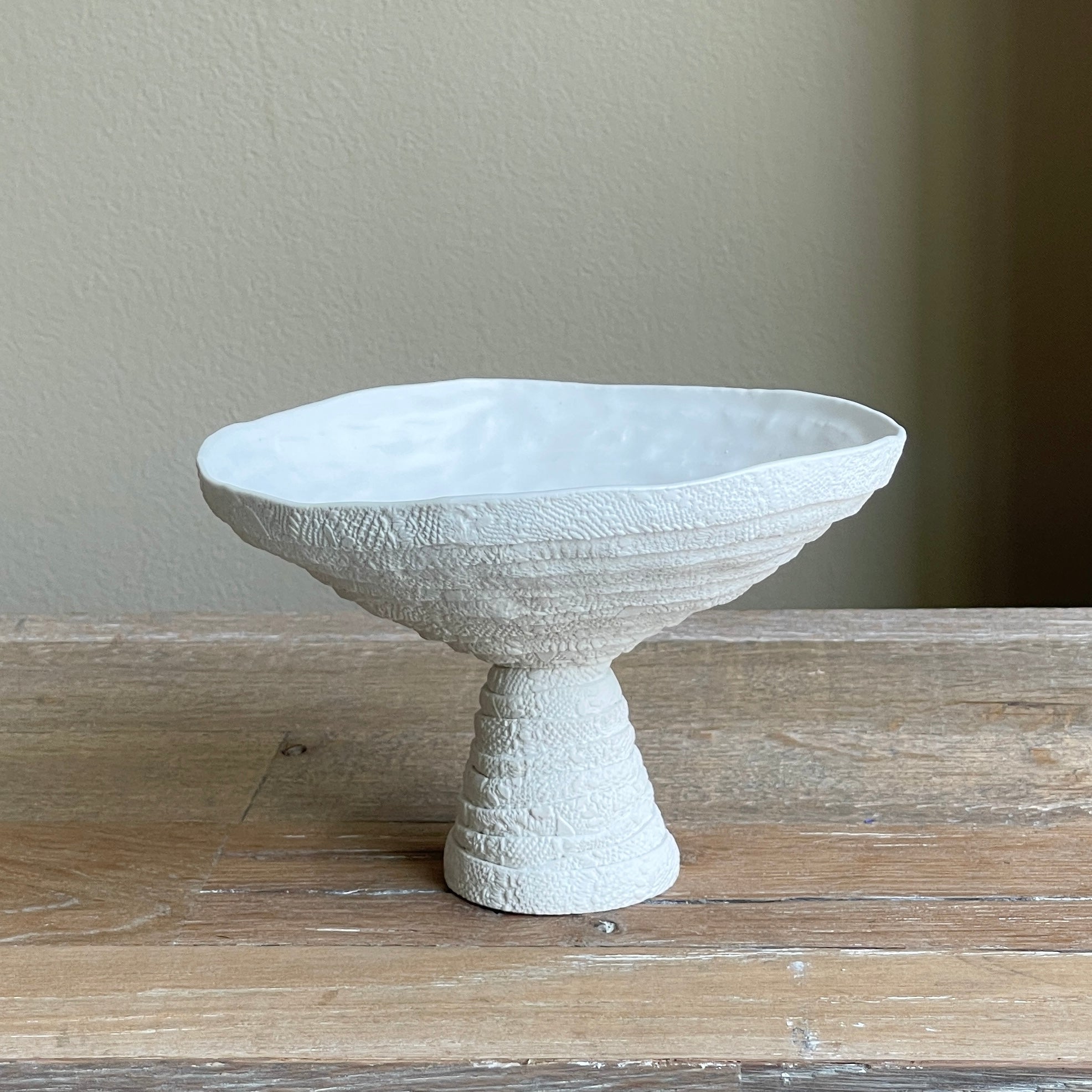 Lace Coil Stand Bowl (Medium)