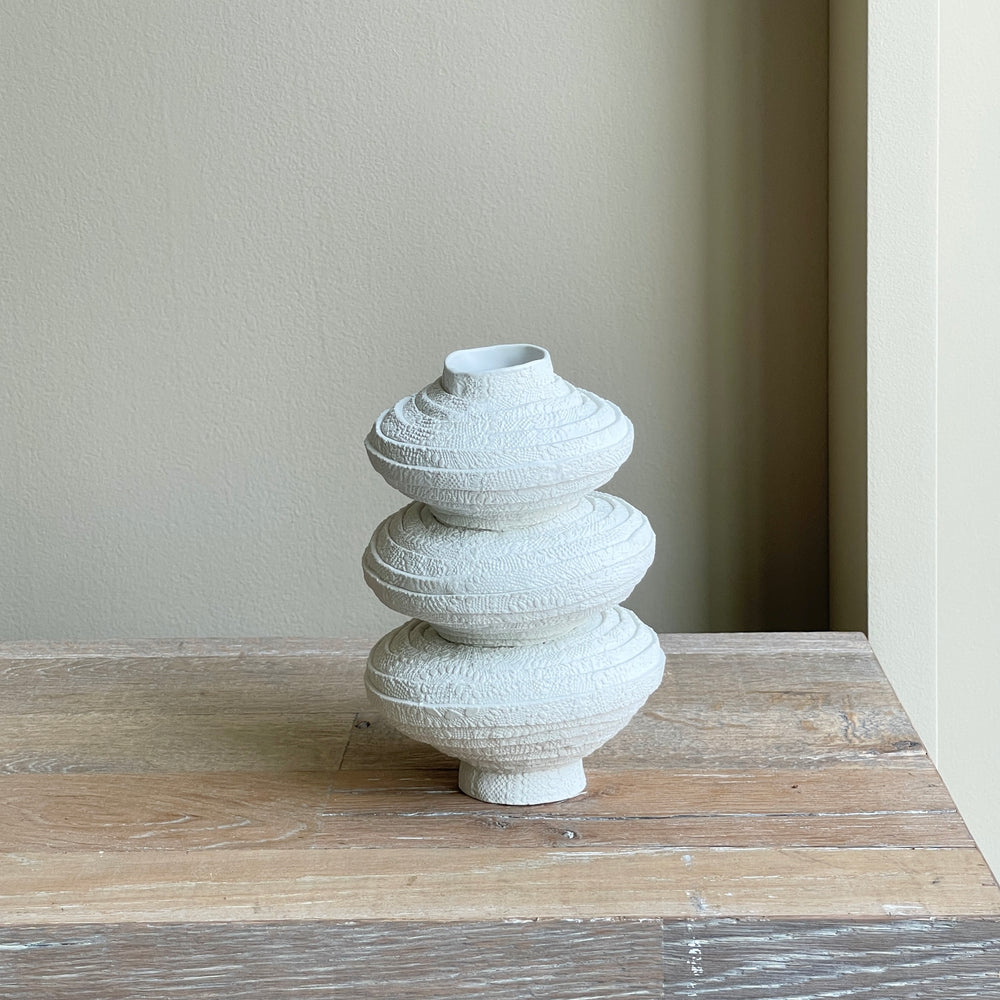 3 Tier Lace Coil Vase (Small)