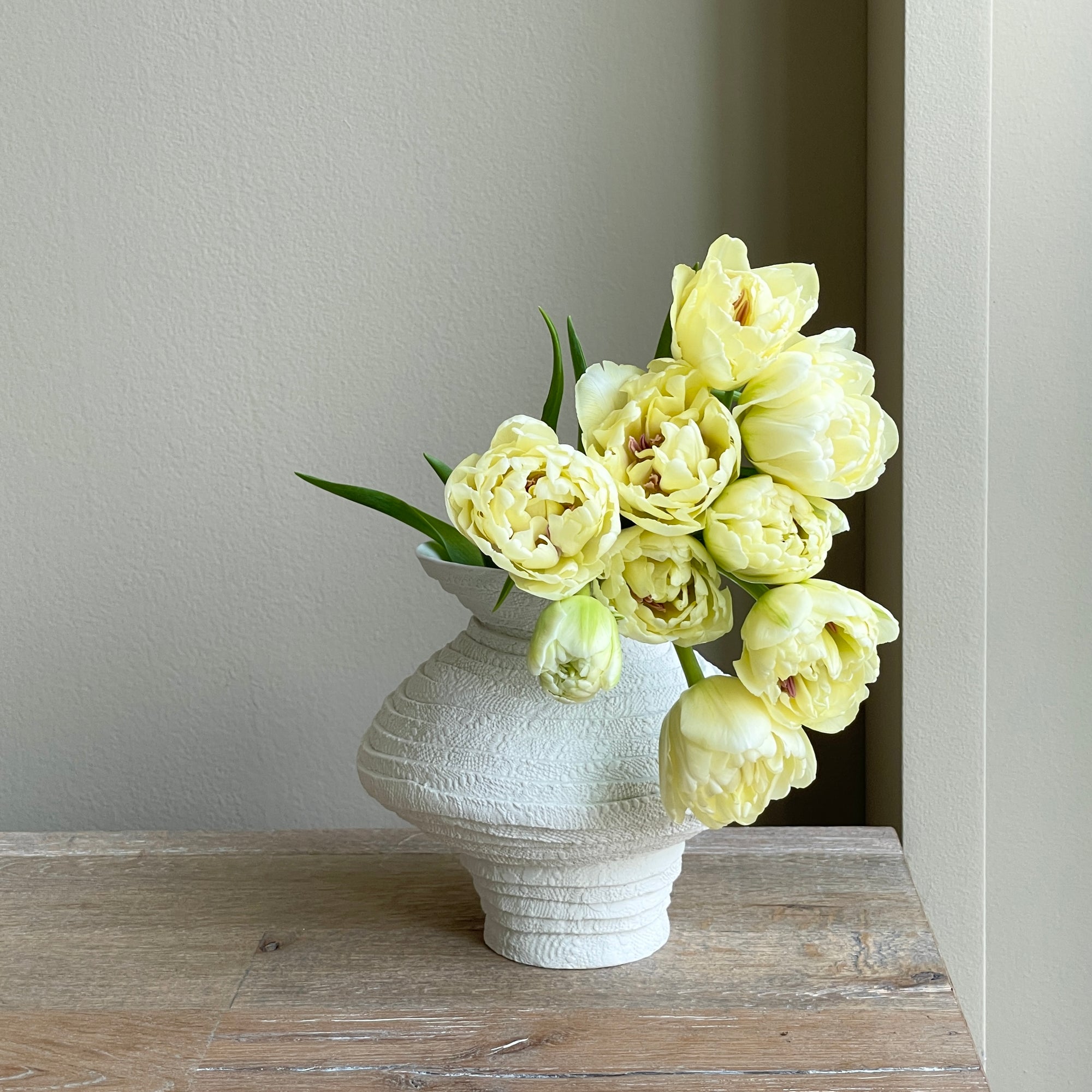 Fluted Cone Lace Coil Vase (Large)