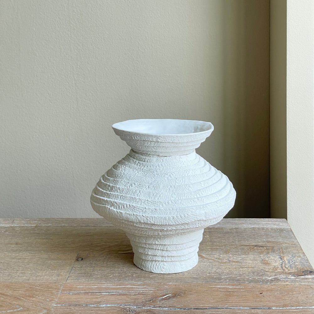 Fluted Cone Lace Coil Vase (Large)