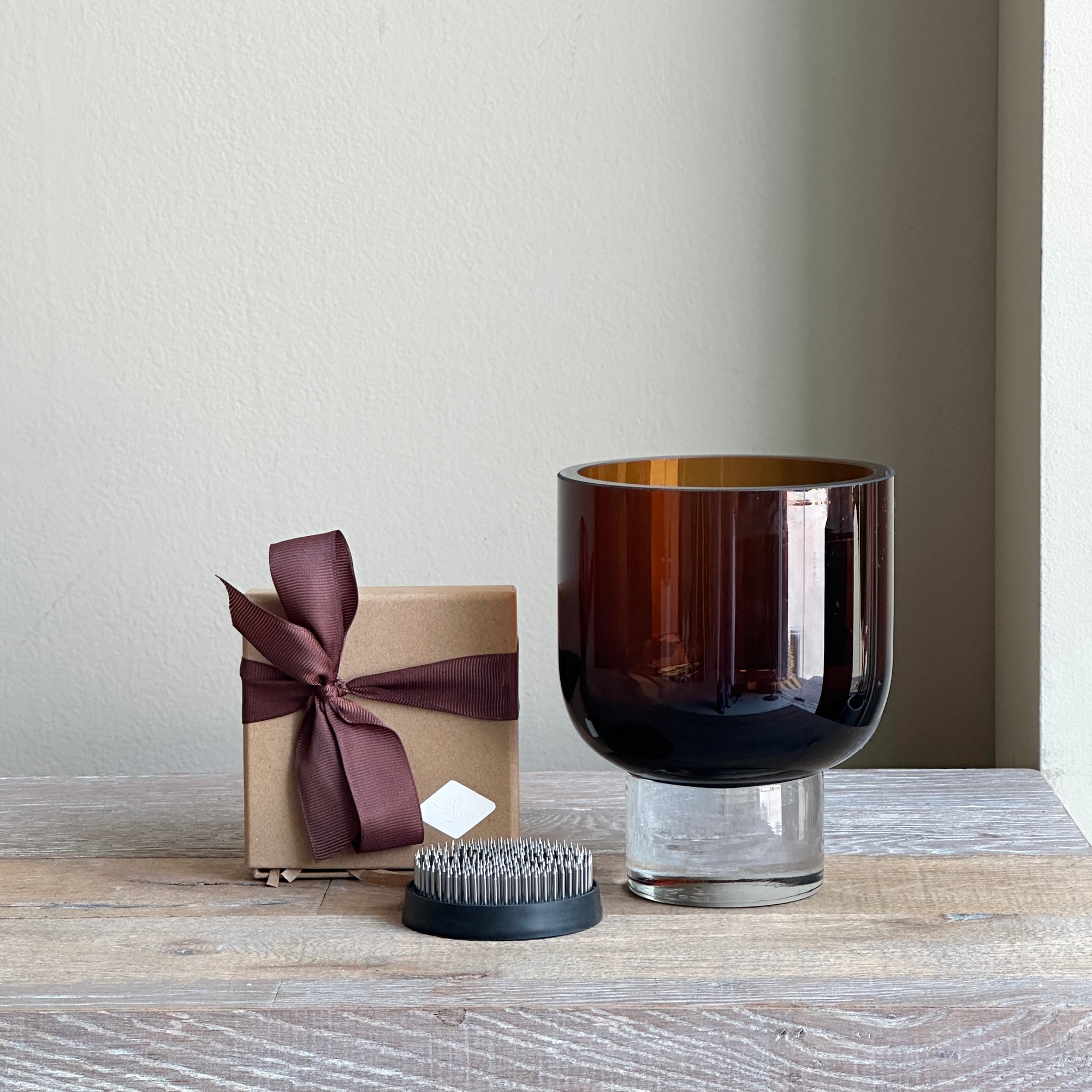 Ikebana Set - Brown Glass Vase