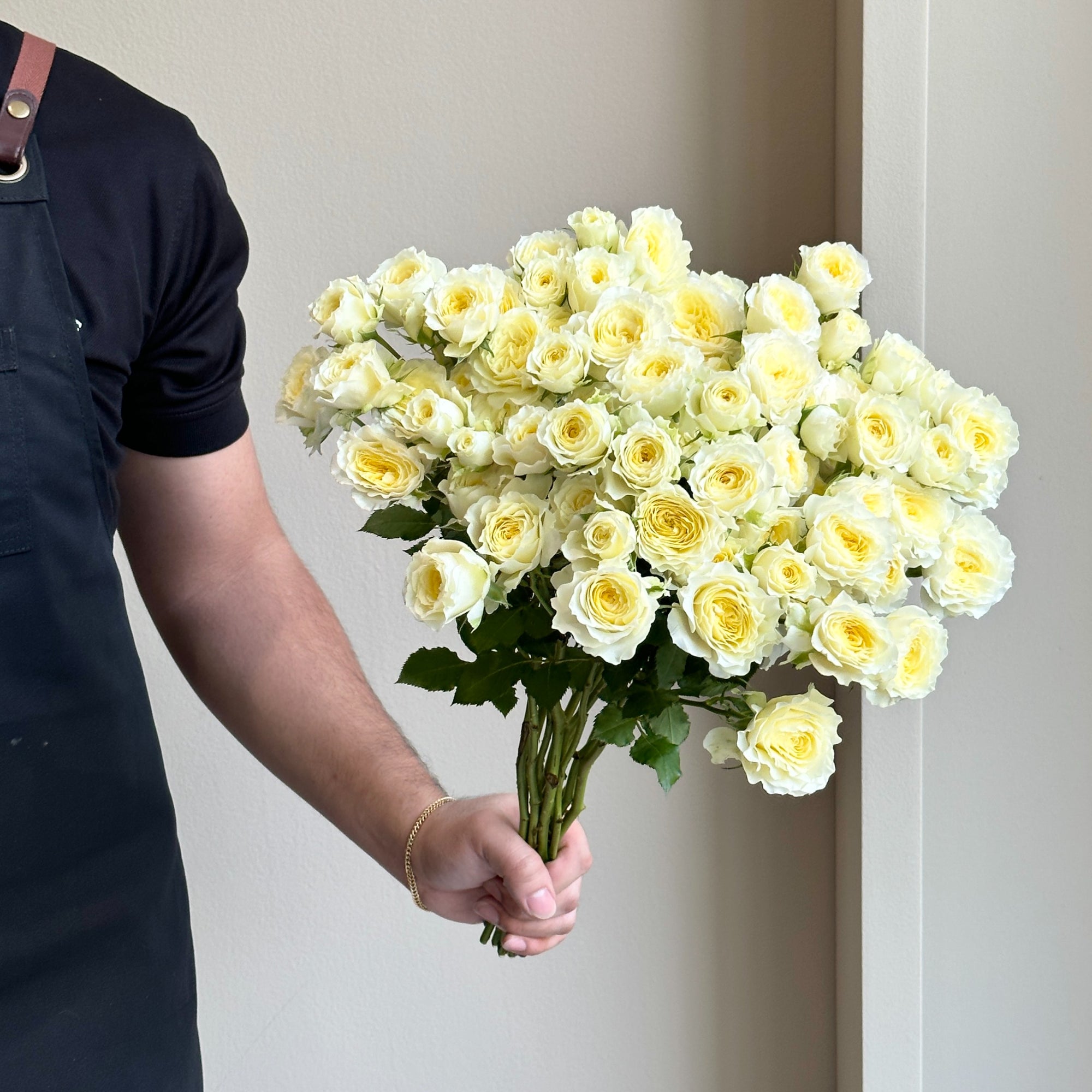 Spray Roses - Princess Hoschi