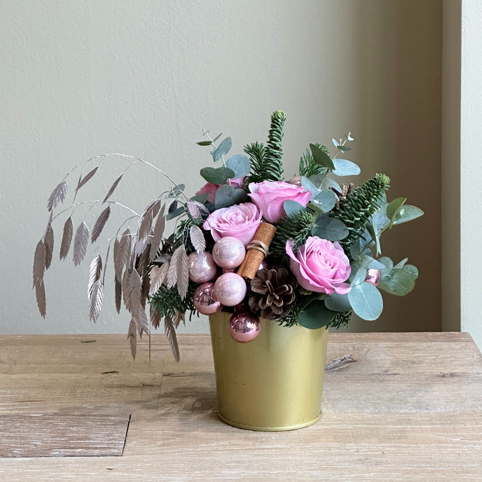 Avignon - Mini Festive Winter Pot