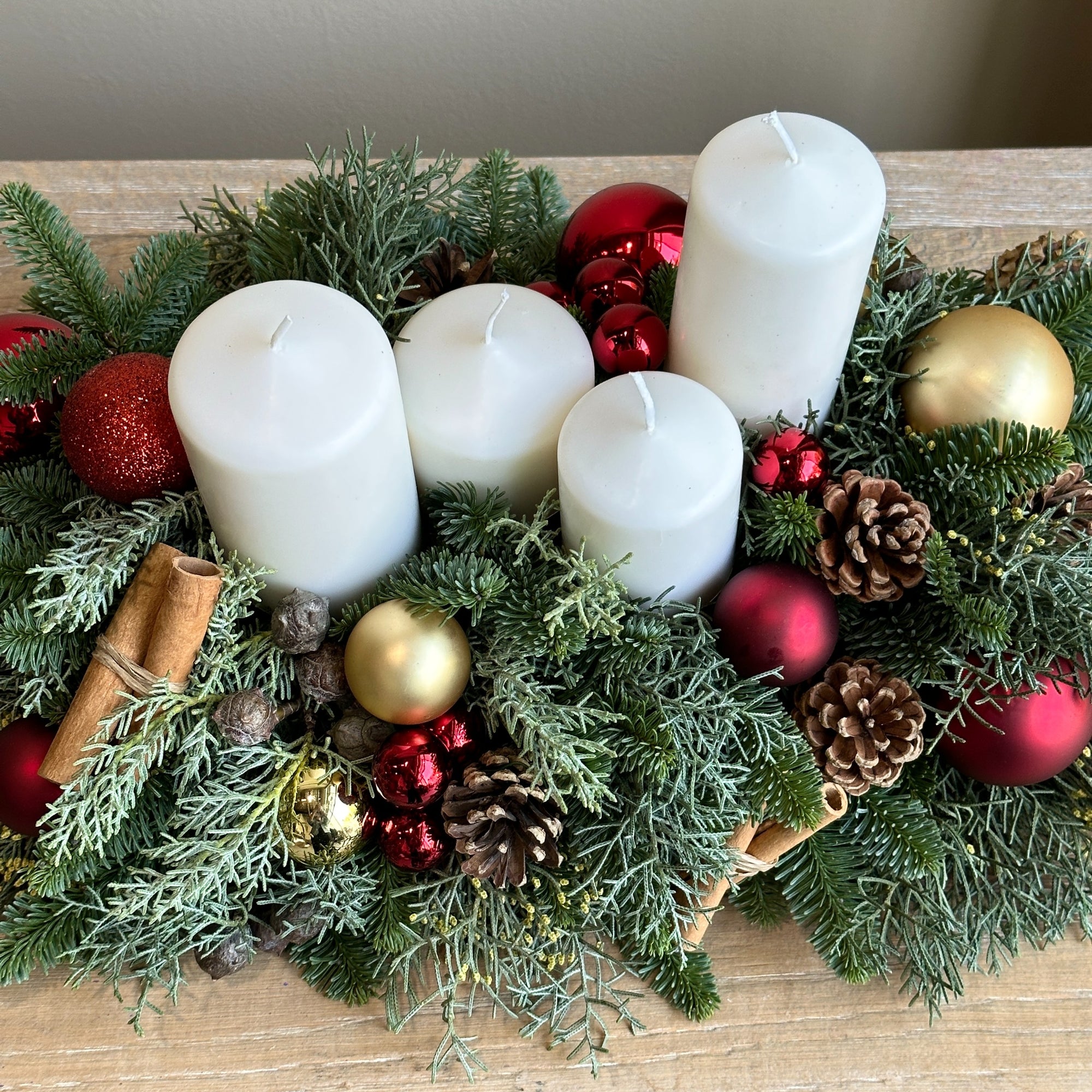 Winchester - Candle Festive Centerpiece