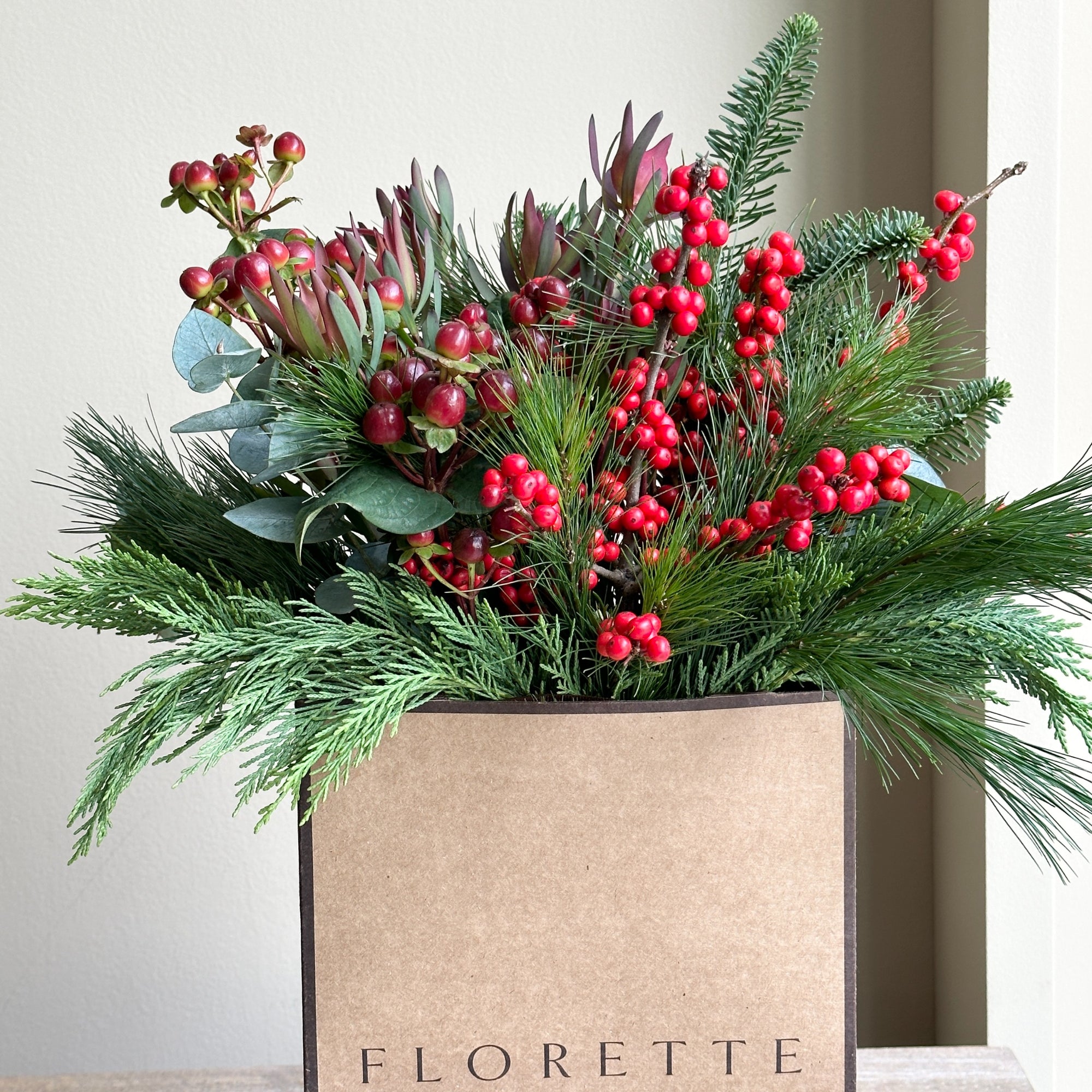 Florette Festive Gift Bag - Winter Saga