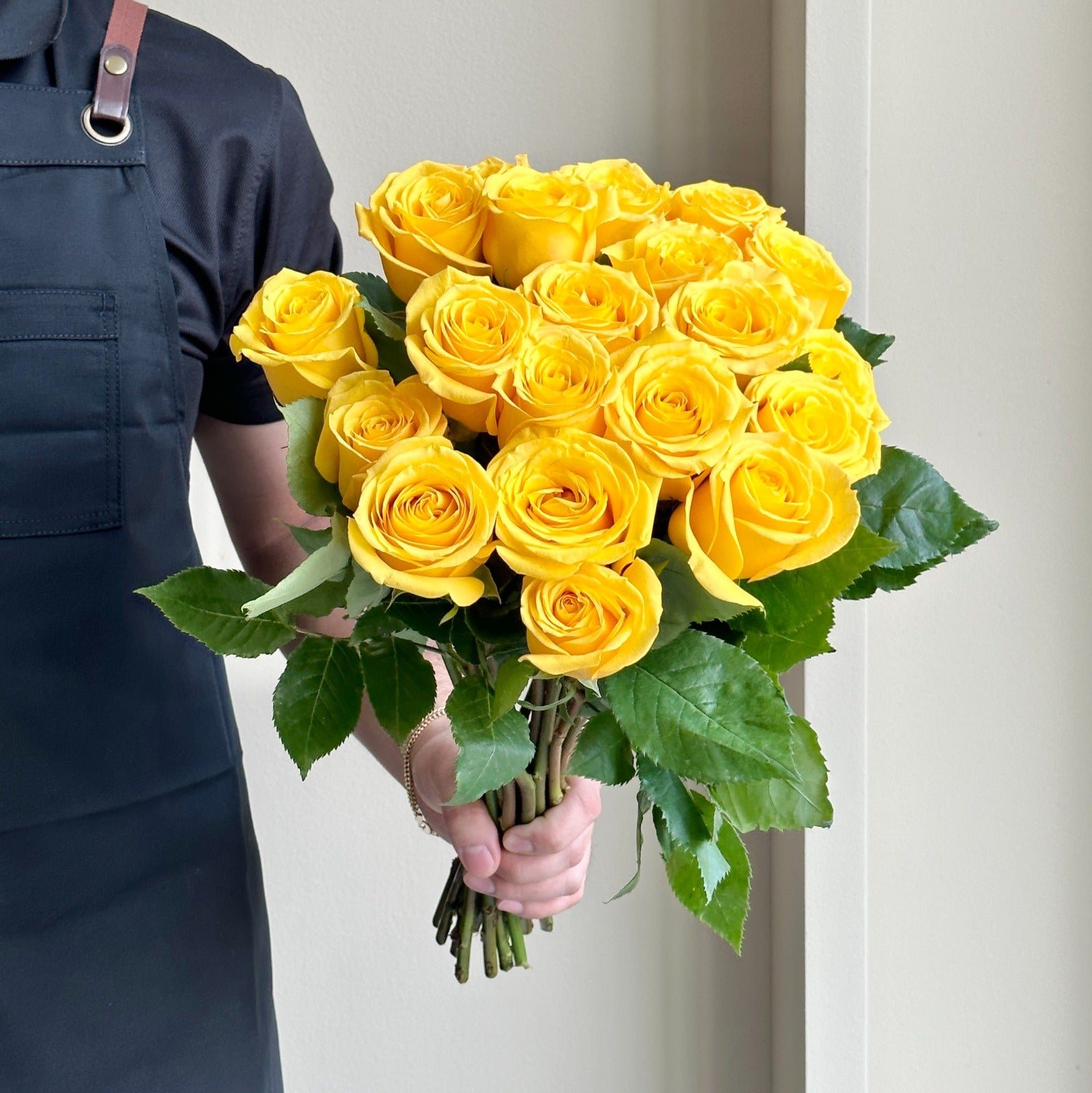 Roses - Super Sun Yellow