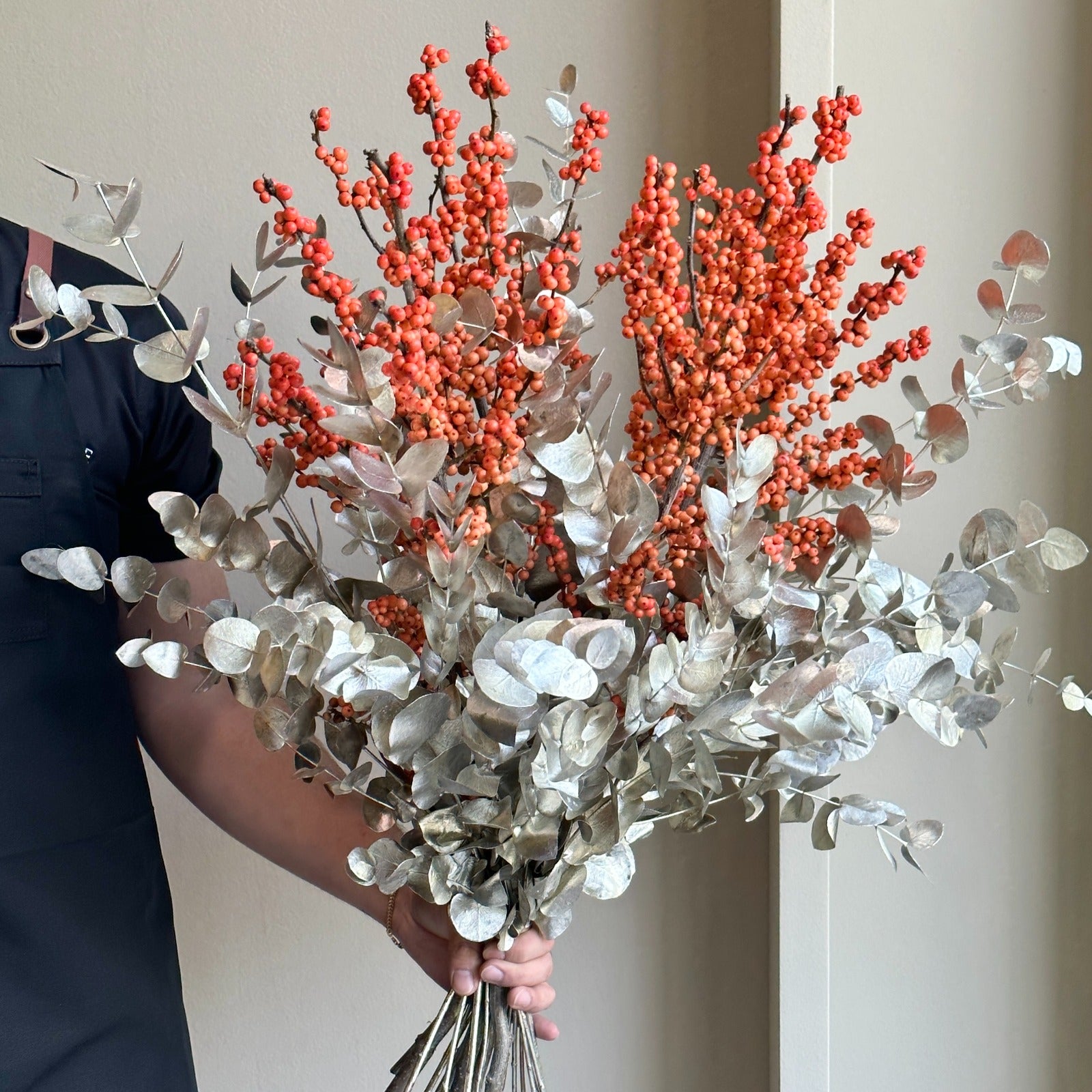 Festive Foliage Mix - Golden Frost Berry