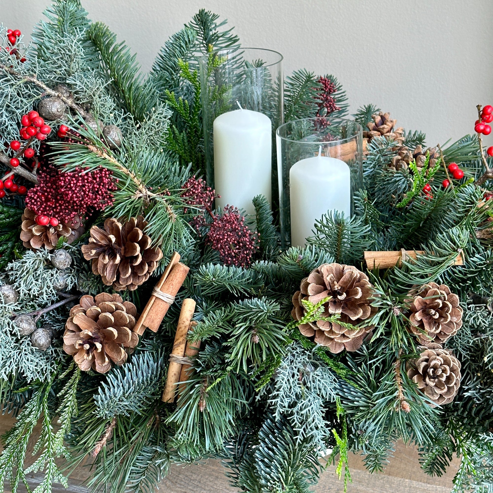 Vienna- Candle Festive Centerpiece