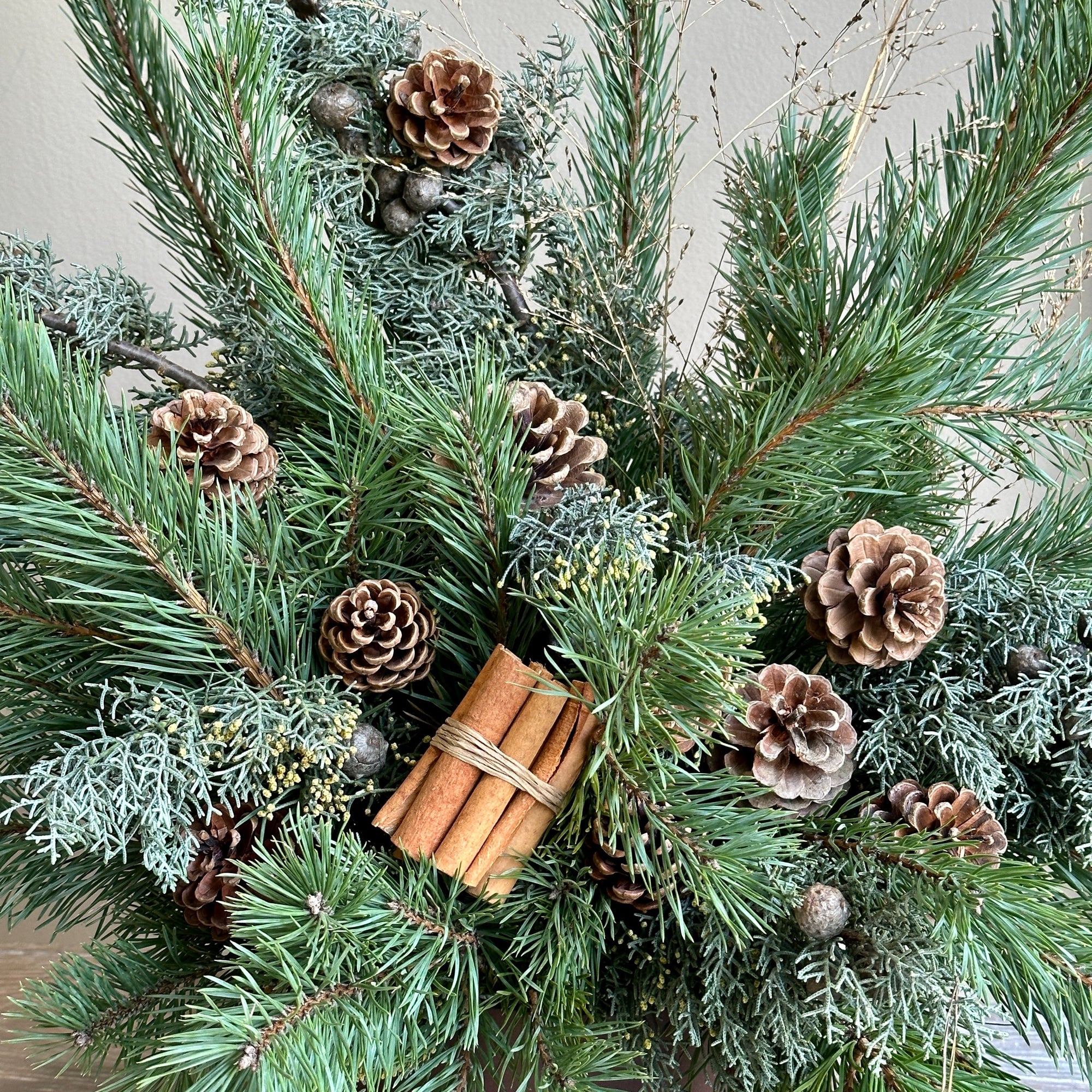 Washington - Festive Box Arrangement