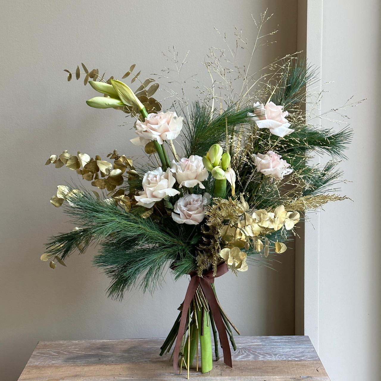 Kingston - Festive Bouquet