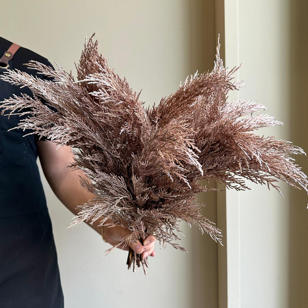 Conifer - Painted Metallic Champagne (20 Stem)