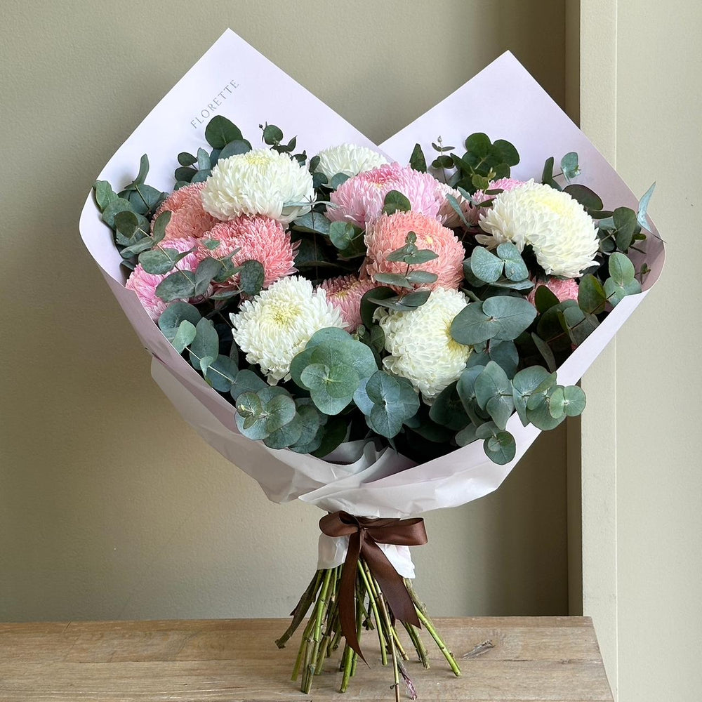 Osaka - Simple Bouquet Wrapped