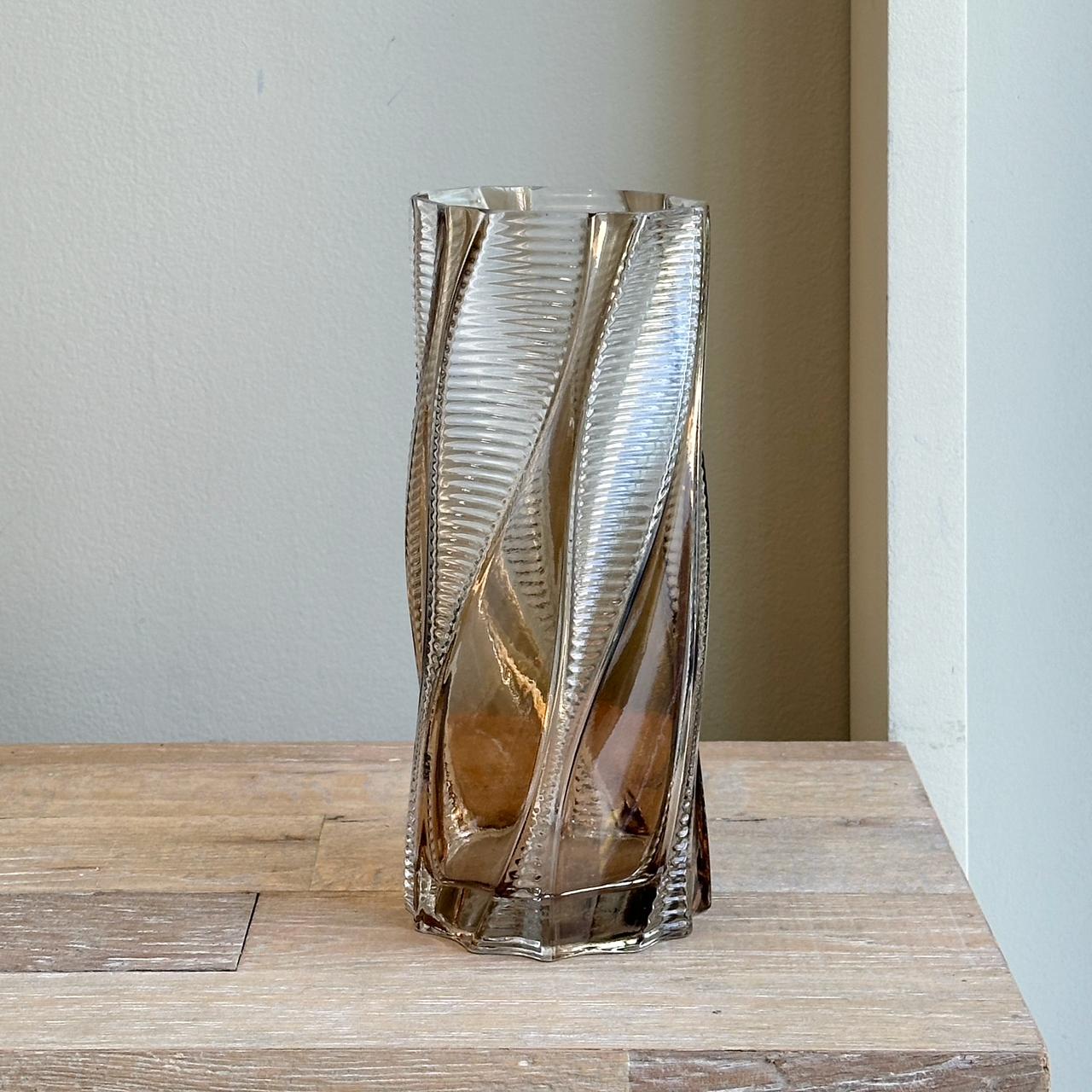 Glass Cylinder - Spiral
