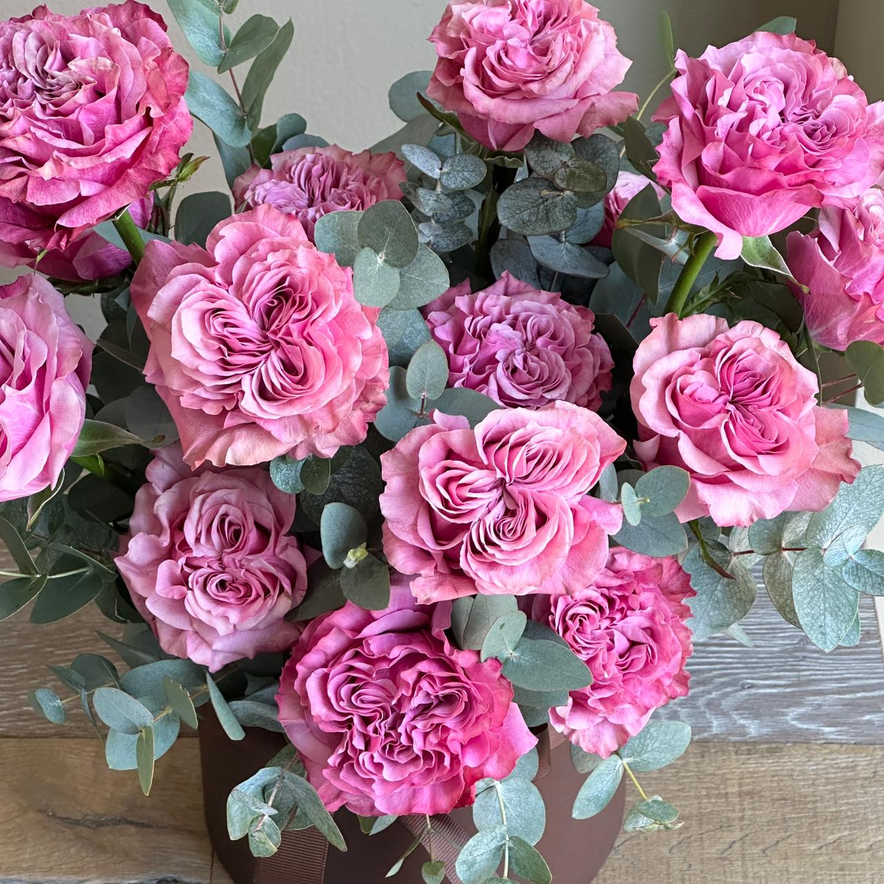 Edessa - Small Box Arrangement
