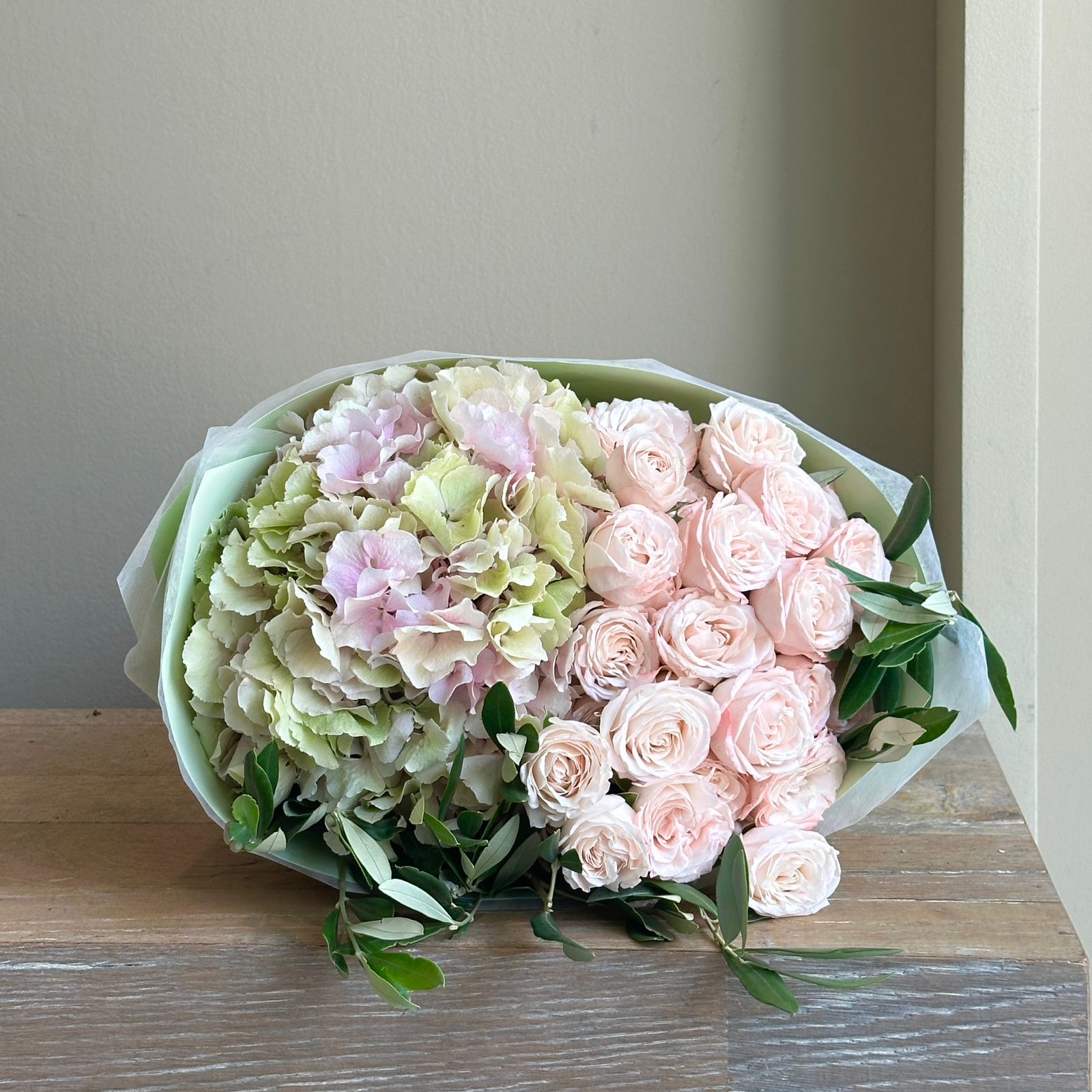 Siena - Posy Bouquet