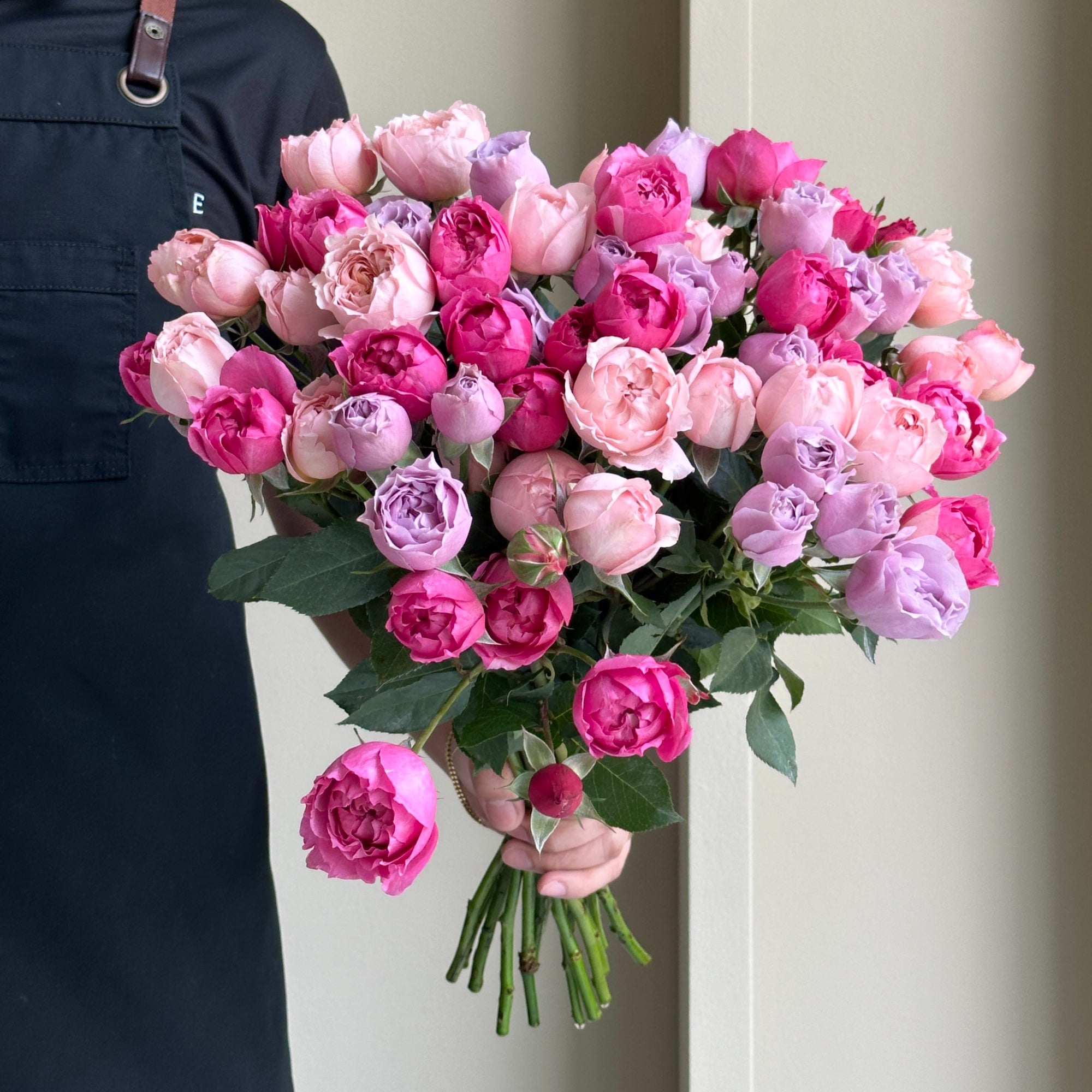 Spray Roses - Blush Dream Mix (18 Stem)