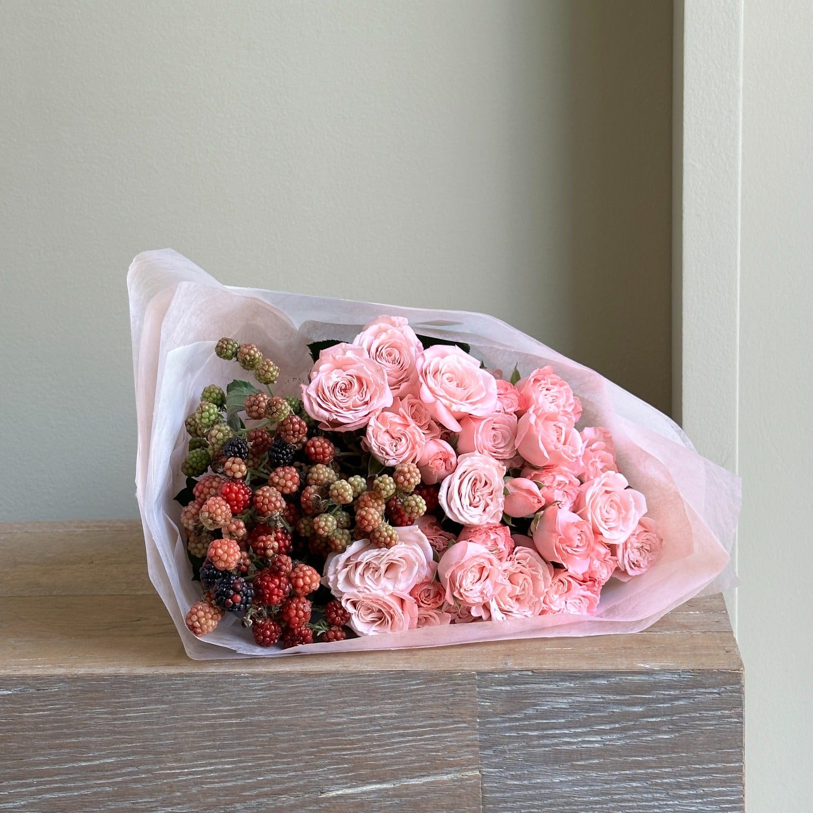 Spray Rose - Pink Berry Blush
