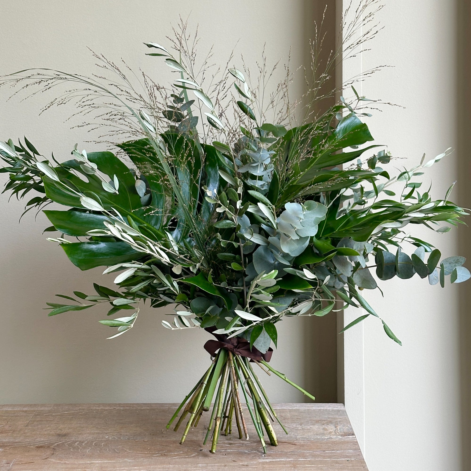 Tropical Foliage - Green Escape Mix