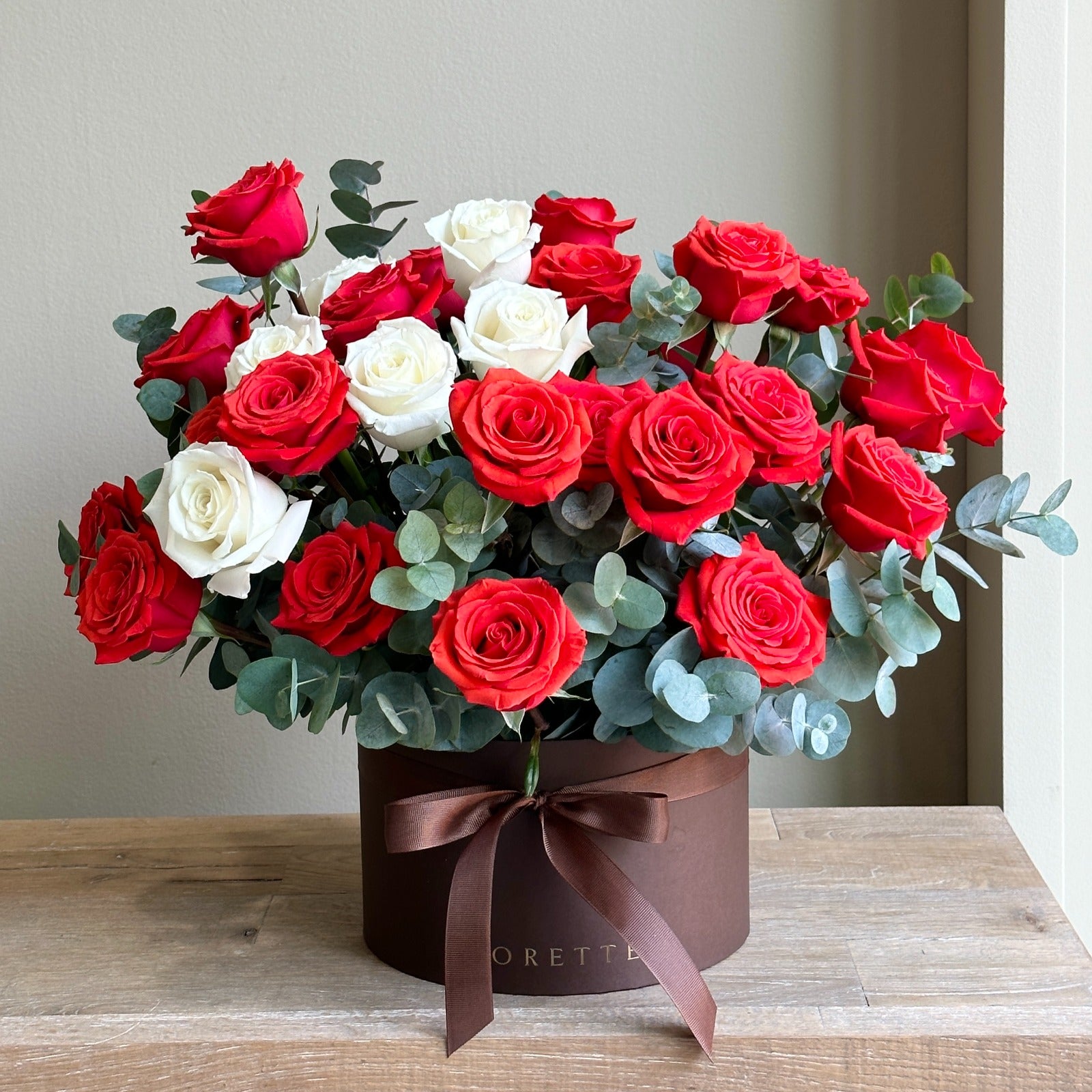 Naples - Box Arrangement