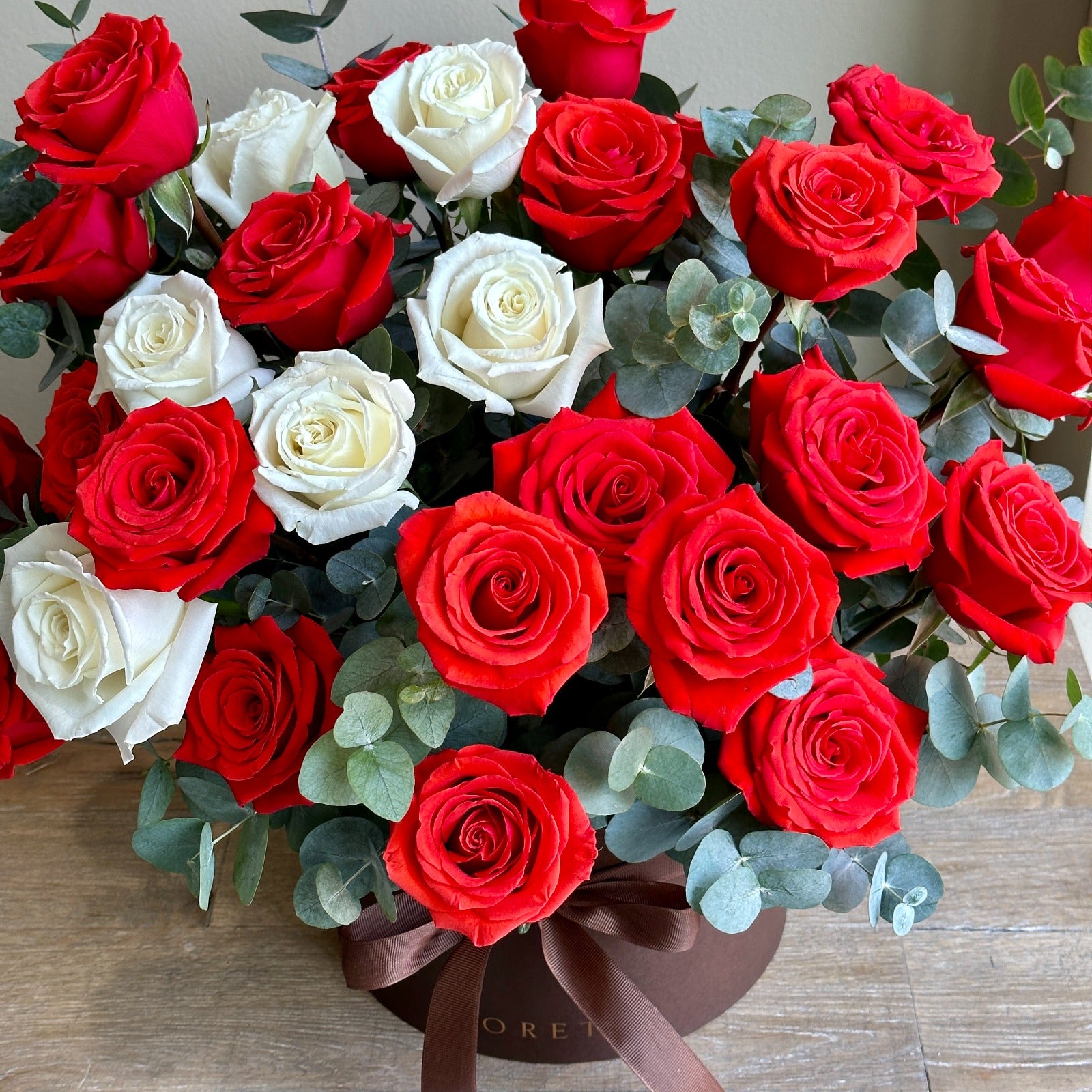 Naples - Box Arrangement