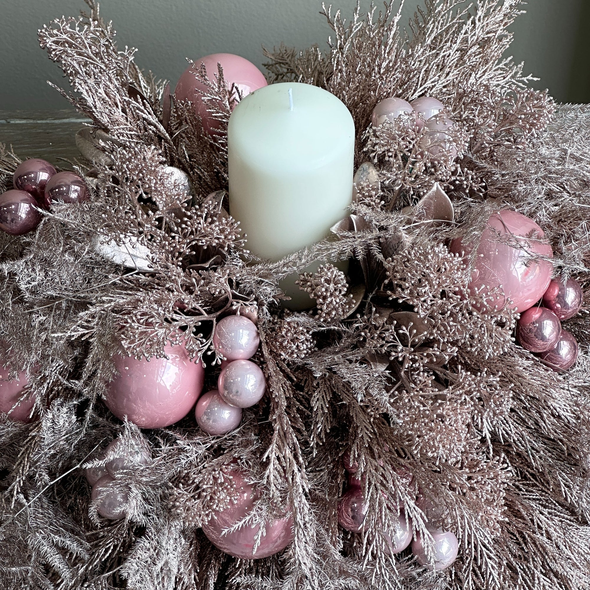 Preston - Candle Festive Centerpiece